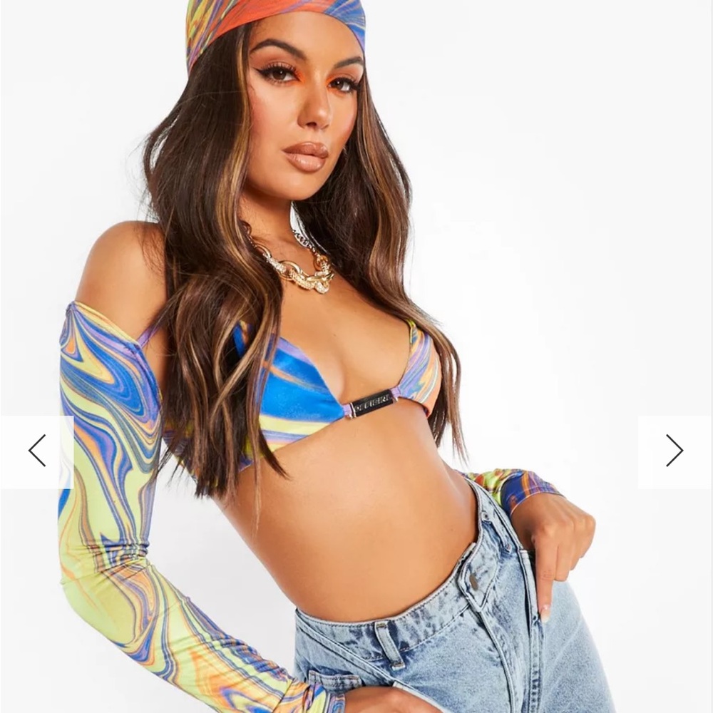 MARBLE PRINT LONG SLEEVE BRALET TOP